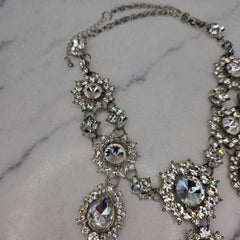 Silver Large Jewel Chunky Necklace – Bold & Elegant Statement Piece
