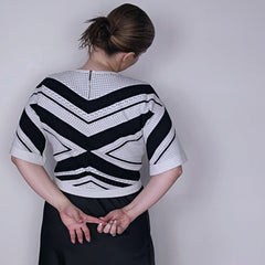 Karen Millen Black and White Top - Size: M