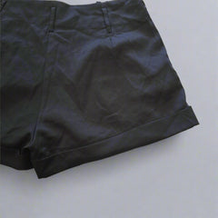 Sweetaeacia Classic Pleasted Black Shorts - Size: AU 12