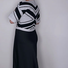 Karen Millen Black and White Top - Size: M