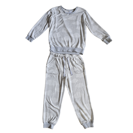 Peter Alexander, Kids Pyjama Set, Size 5, Long Sleeve Top and Pants Sleepwear 2736