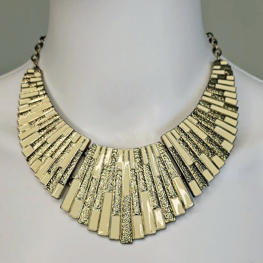 Vintage Gold and White Necklace 1080