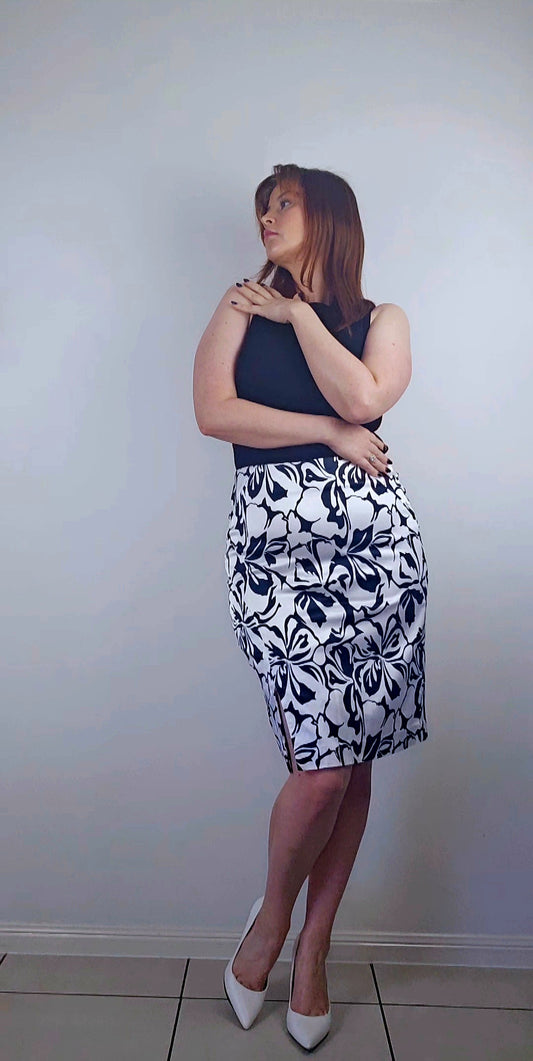 Veronika Maine Black and White Bold Print Pencil Skirt 1080