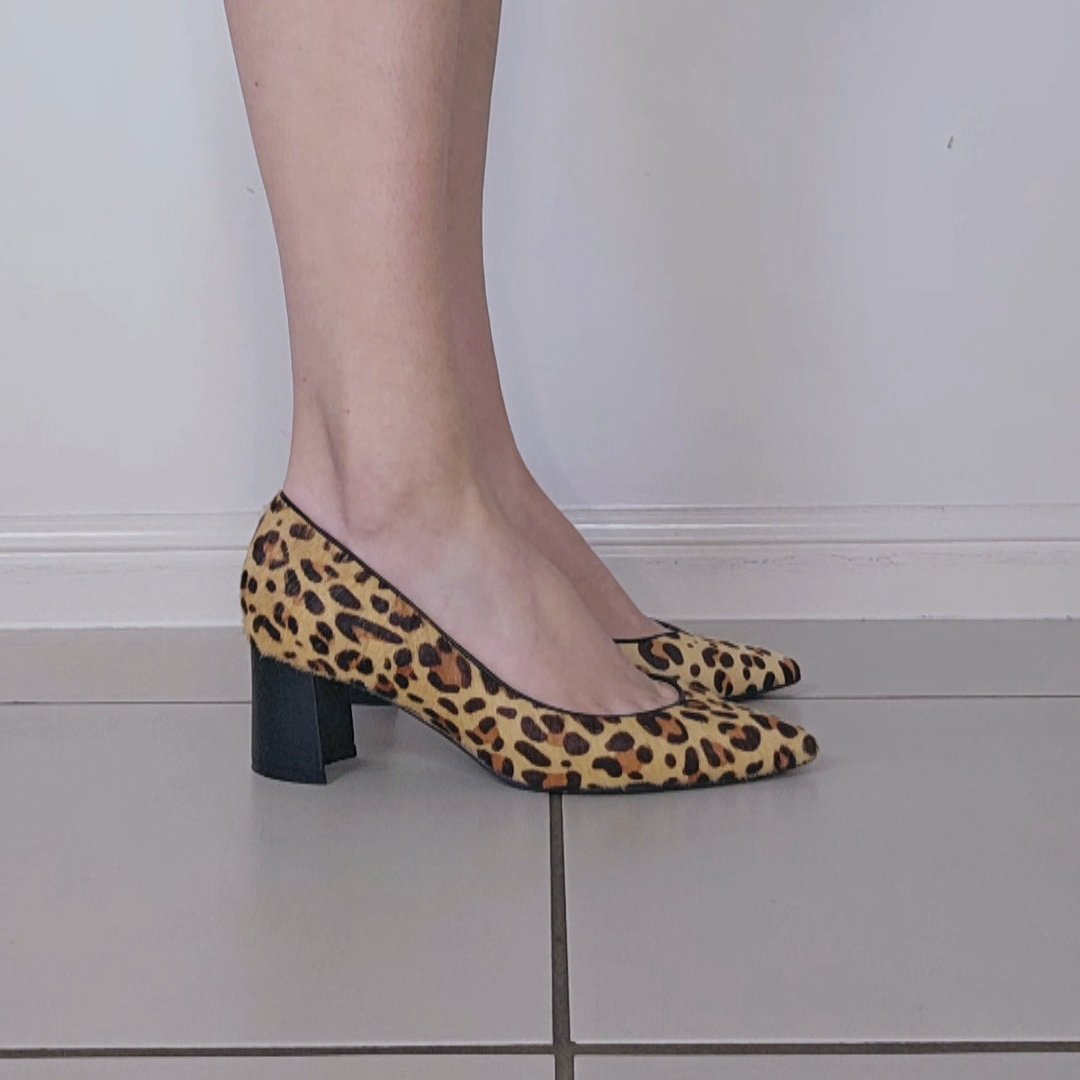 Marc Fisher Sz 10 Mana Leopard Cow authentic Fur Calf Hair Leather Heels Pumps Pointy Toe