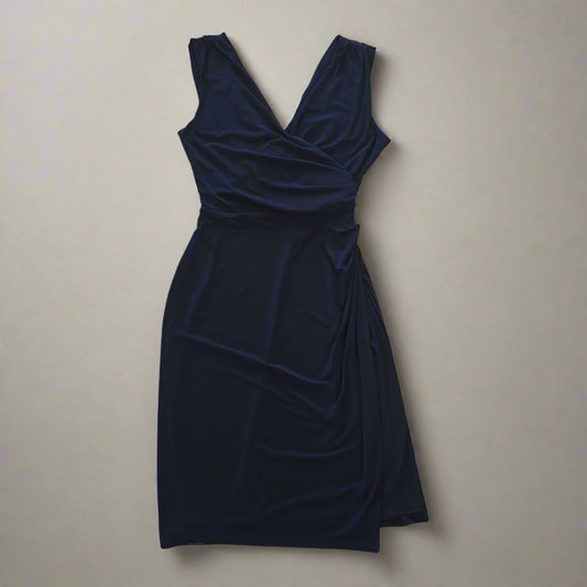 Navy blue dress on a tiled floor 1024