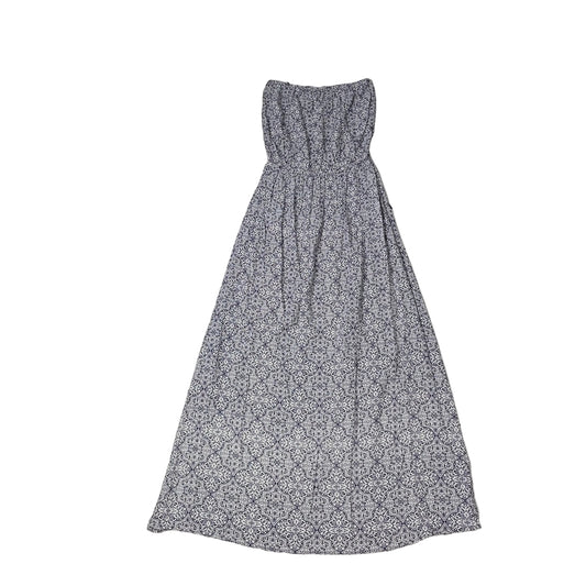 Floral-patterned strapless dress on a light background 2736