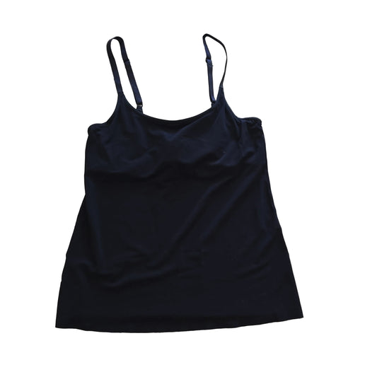 Black tank top on a light background 2736